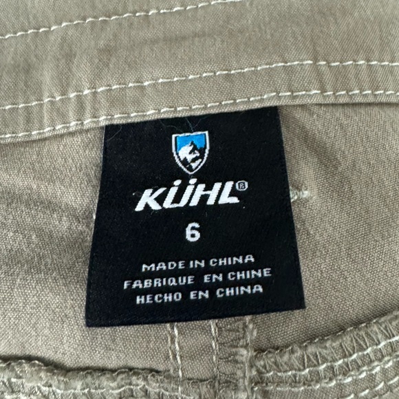 Kuhl Shorts Khaki Chino Tan Beige Solid Bermuda Side Cargo Pocket Hiking Outdoor - Picture 8 of 8